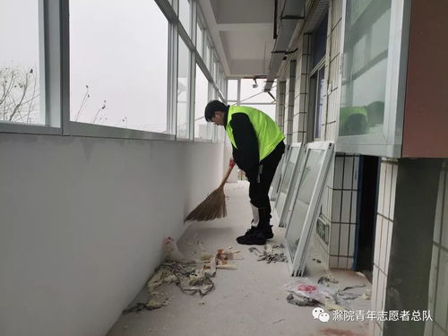 美院暖心行 繪畫與舞蹈輔導(dǎo)服務(wù)點(diǎn)亮老年人生活