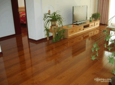 地暖用什么地板好？四點(diǎn)必不可少之木地板選擇指南